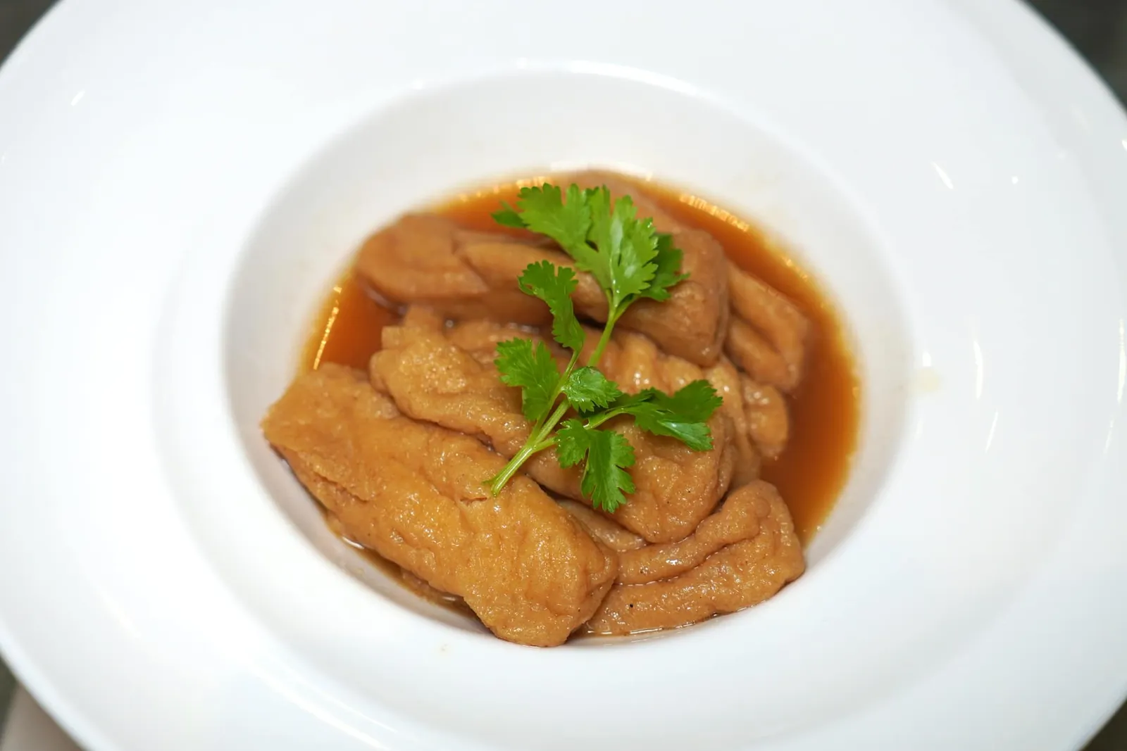 卤水豆腐 (7.8 SGD++) Braised Homemade Bean Curd เต้าหู้ชั้นดีเนื้อสัมผัสตรงกลางนุ่มละมุนตัดกันกับความหนึบแต่ไม่เหนียวของผิวด้านนอกเสิร์ฟมาในน้ำซอสรสชาติหวานกลมกล่อม (14/20)