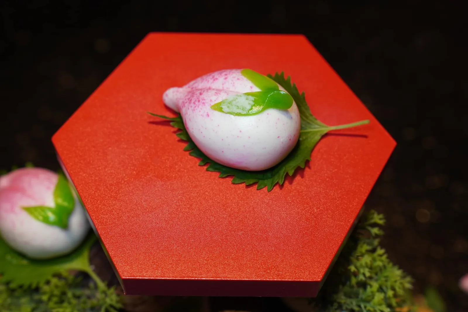 莲蓉寿桃 (每件) (2.5 SGD++) Longevity Peach Bun (per piece) ลูกซิวท้อ (14/20)