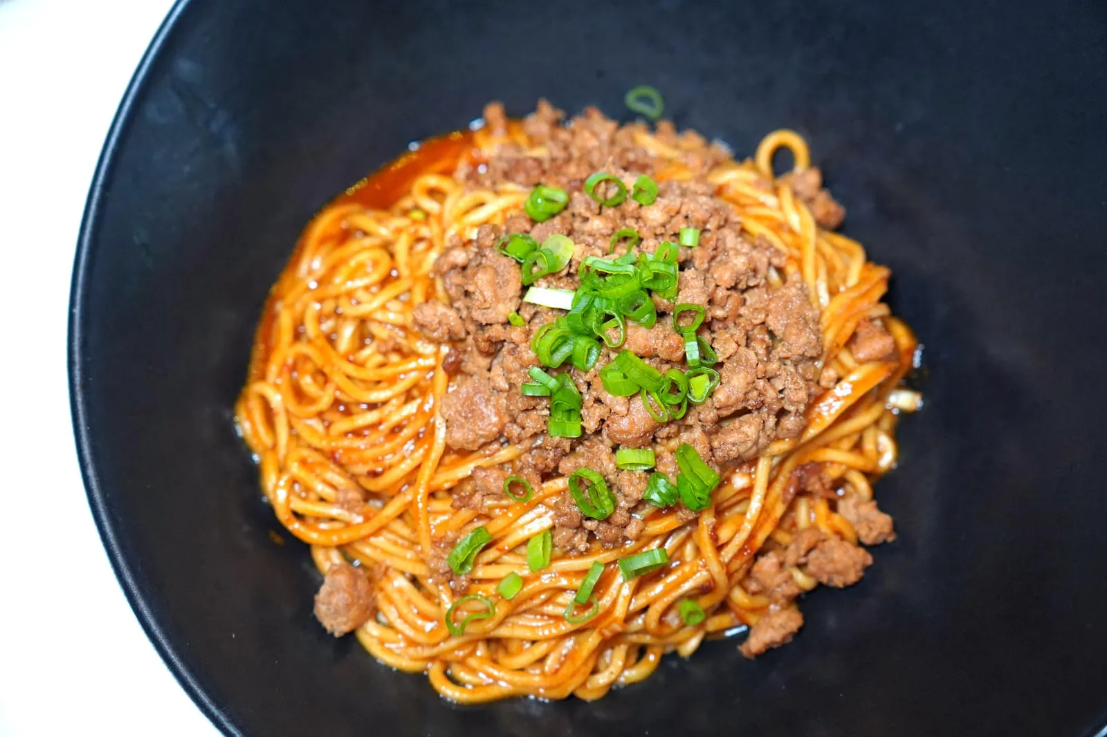正宗担担面 (14 SGD++) Chen’s Original Spicy Dry Noodle 本場汁なし担々麺 นอกจากเมนูแบบน้ำแล้วยังมี Dan Dan Noodles แบบแห้งสูตรพิเศษที่ผ่านการลวกเส้นมาได้อย่างไร้ที่ติคลุกเคล้ากับน้ำซอสสูตรเข้มข้นให้รสชาติหวานจากเนื้อสับและความเผ็ดชาของพริกเสฉวนชนิดหาใครเทียบได้ยาก (17/20)