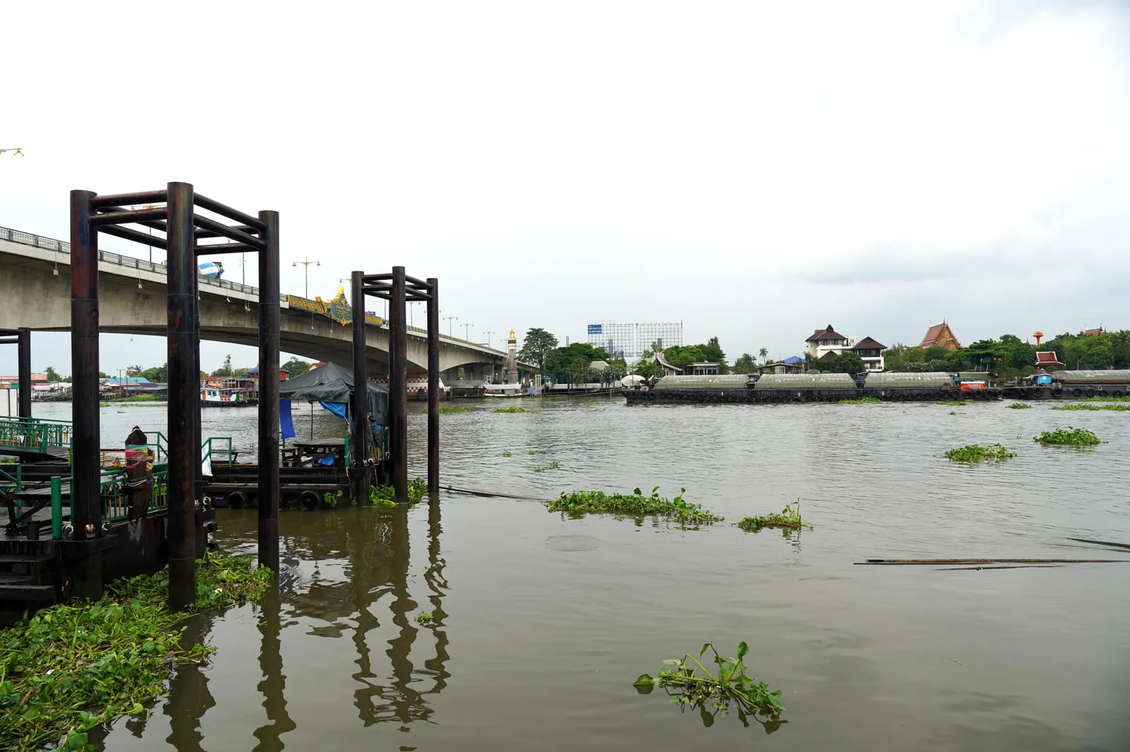 บรรยากาศก่อนฝนตก
