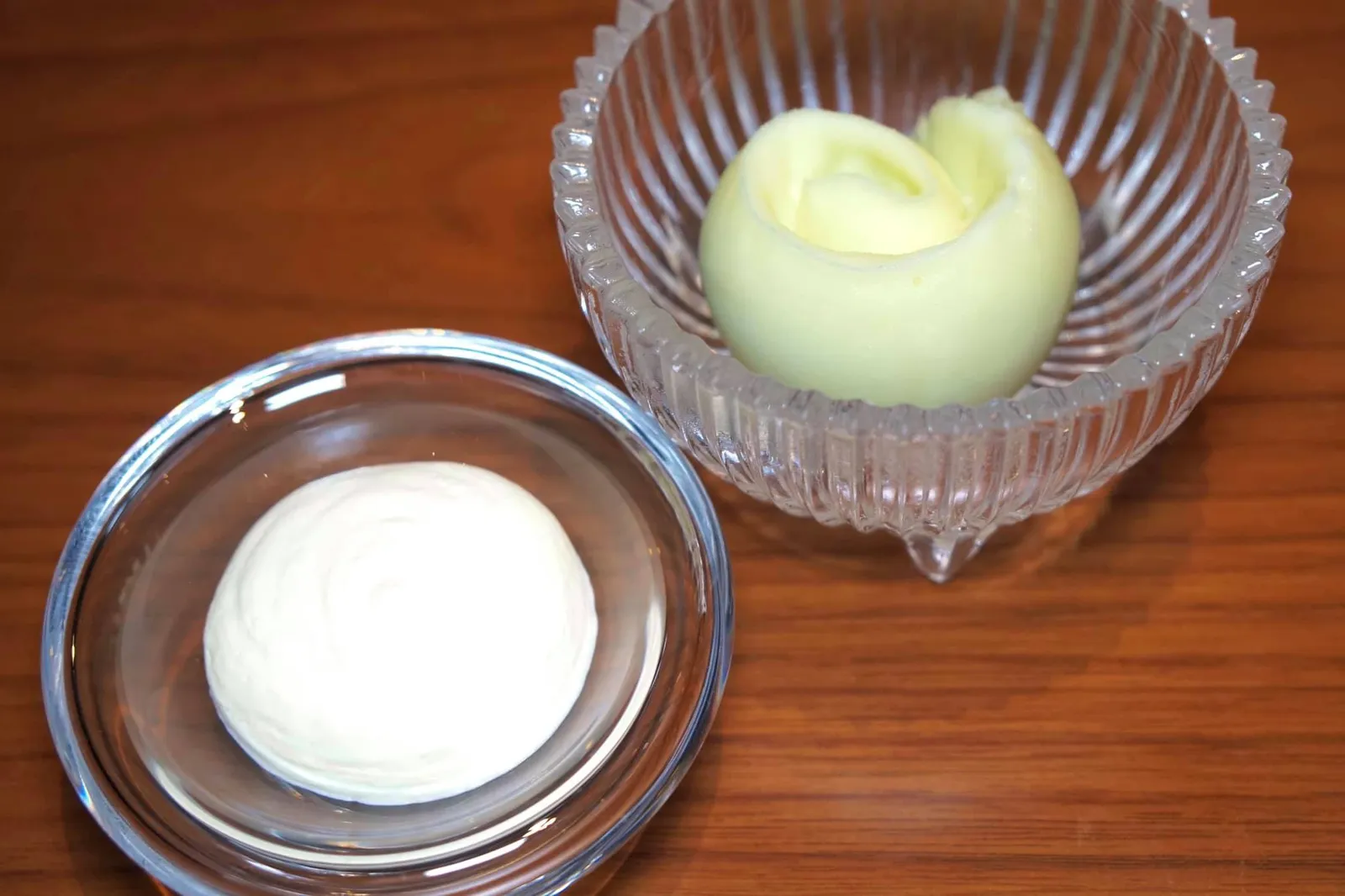 Tart Tatin our way, Granny Smith sorbet (350++) Tarte Tatin à notre façon, sorbet Granny Smith ซอร์เบท์แอปเปิ้ลเขียวให้รสออกเปรี้ยว เมื่อทานสลับกันจะช่วยบาลานซ์โทนของรสชาติโดยรวมได้ดีมากๆ (15/20)