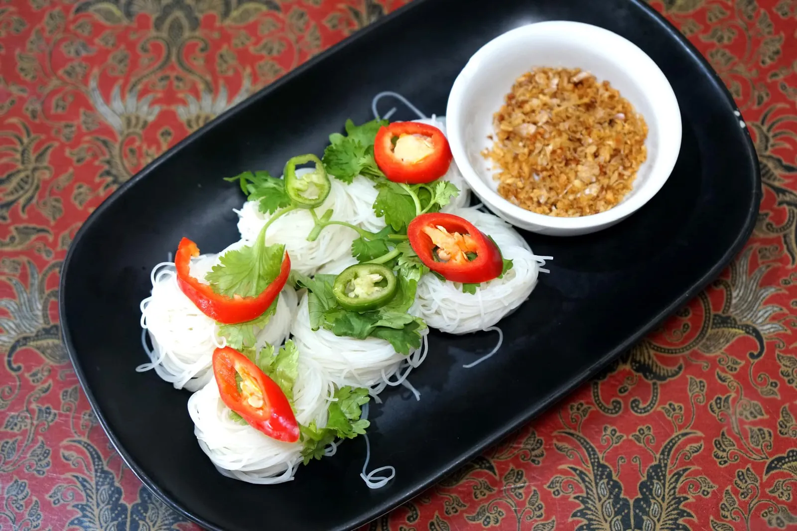 หมี่หุ้นแกงปู (190) Crab meat coconut milk curry soup with rice noodle ทานคู่กับเส้นหมี่หุ้นเละกระเทียมเจียวเข้ากันได้ดีเลย (13/20)