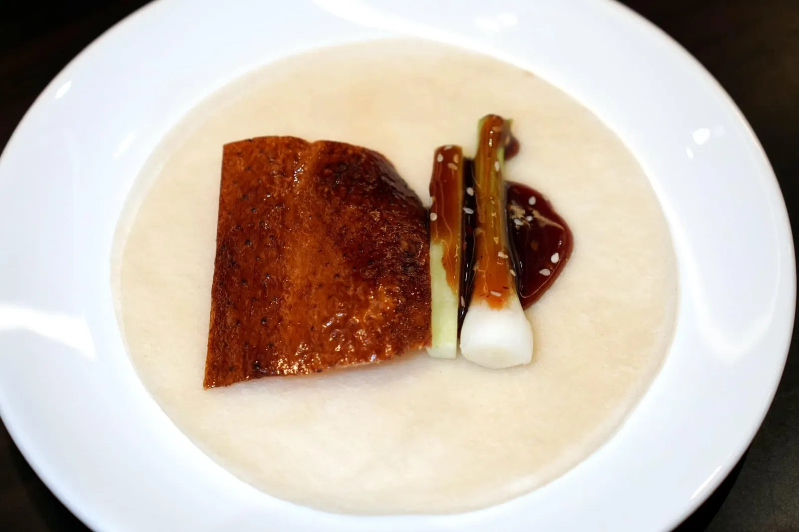 เป็ดปักกิ่ง (1,600++) Peking Duck นำทุกอย่างห่อเข้าด้วยกัน แล้วทานได้เลย (14/20)
