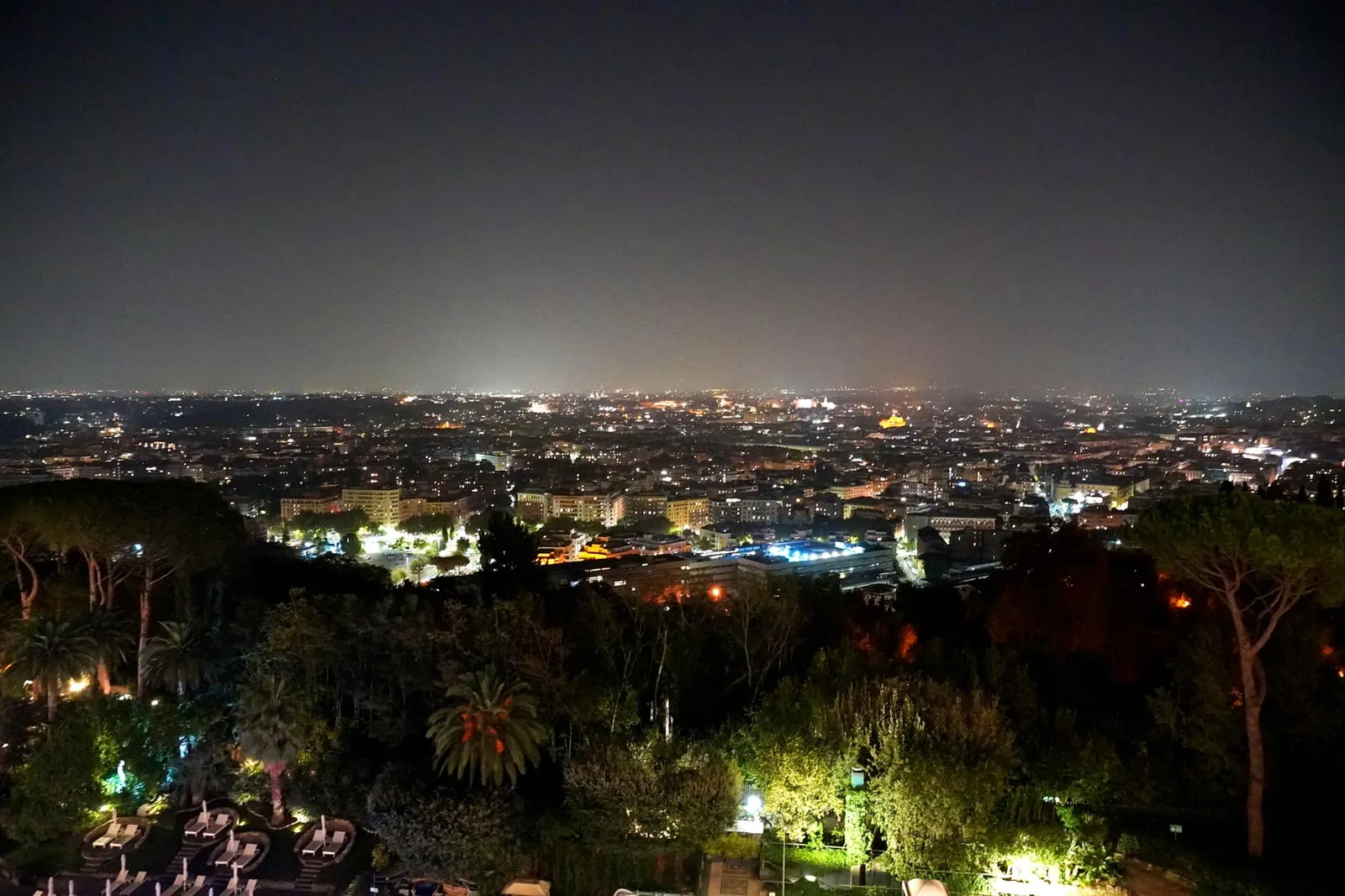 ทัศนียภาพมุมกว้างของกรุง Rome