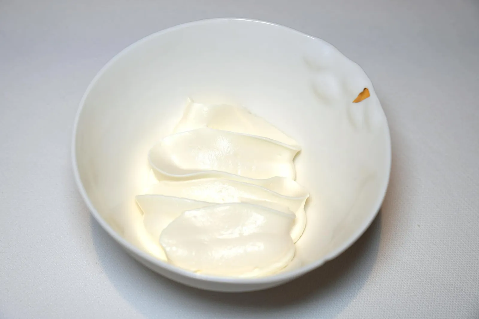MIGNARDISES ขนมปังสามารถใช้รับประทานคู่กับมากับ Whipping Cream