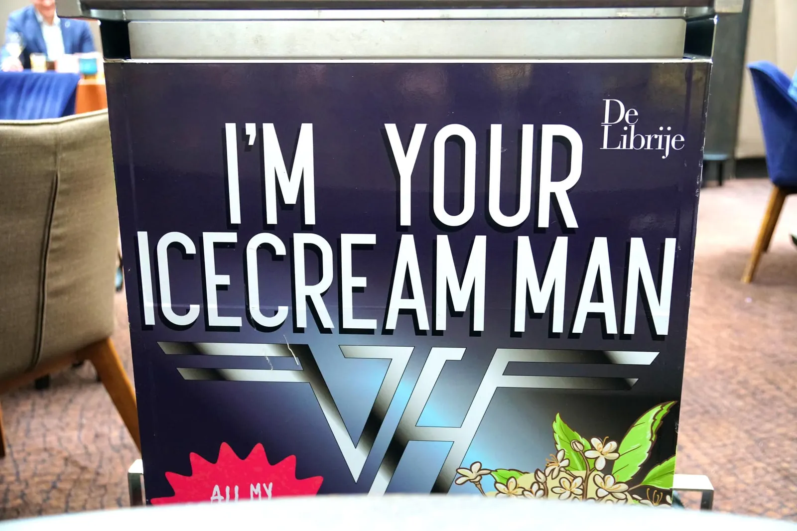 Ice cream คั่นกลางก่อนเข้าสู่อาหารหวานจานสุดท้ายคือไอศกรีมเสิร์ฟมาบนรถ I'm Your Ice Cream Man (19/20)