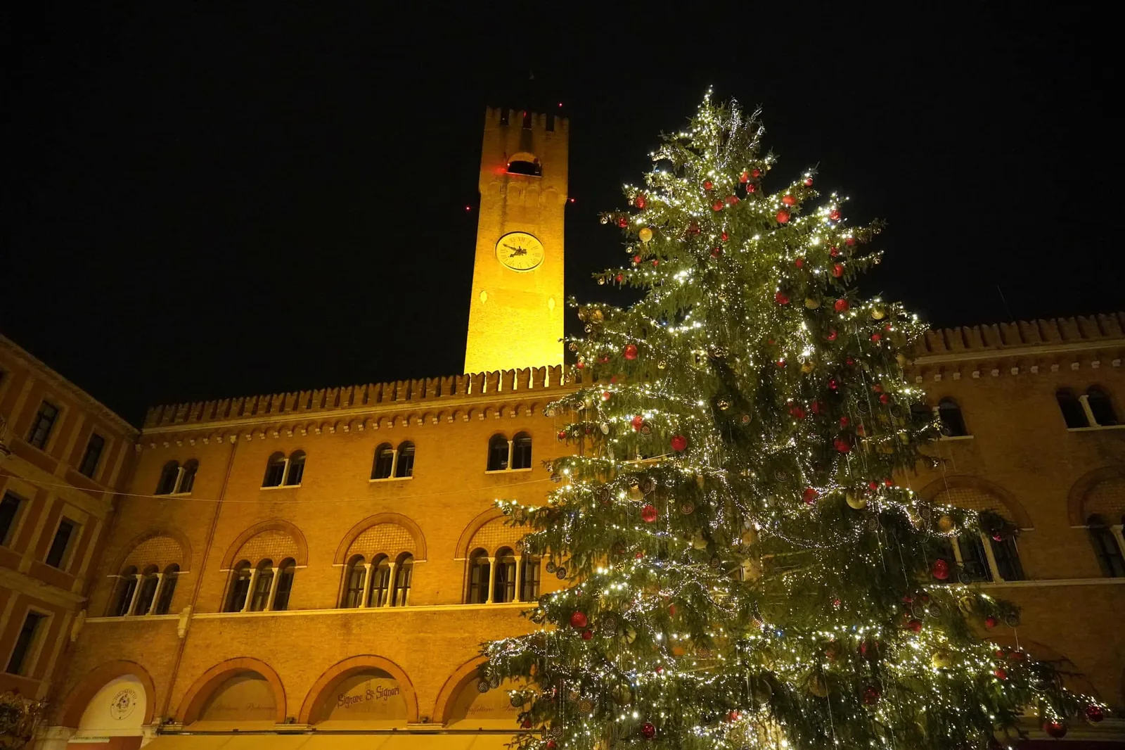 ใจกลางเมือง Treviso