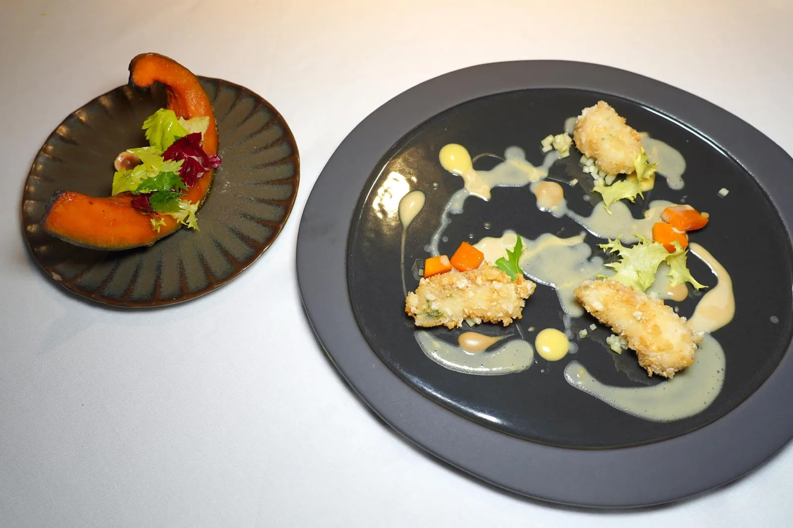 CRISPY DORY citrus mayonnaise, anchovies and pumpkin ปิดท้ายอาหารคาวด้วยการจับคู่ระหว่างปลา John Dory กับฟักทอง (16/20)