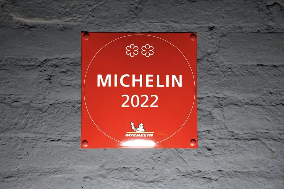 🌟🌟 2 MICHELIN Stars - 2 ดาวมิชลิน