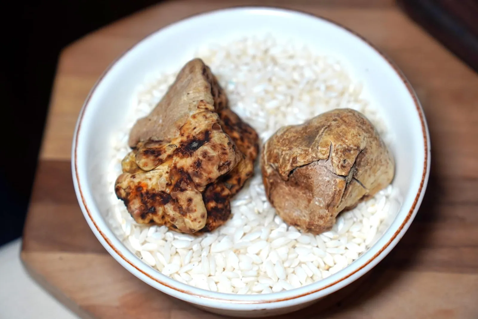 TAGLIOLINI WITH FRESH WHITE TRUFFLE (6 gr) (66 €) ห้ามพลาดเมนูตามฤดูกาลอย่าง Winter White Truffle โดยทางร้านจะคิดค่าบริการเส้นพาสต้า 12 € บวกกับทรัฟเฟิลอีกกรัมละ 9 € (13/20)