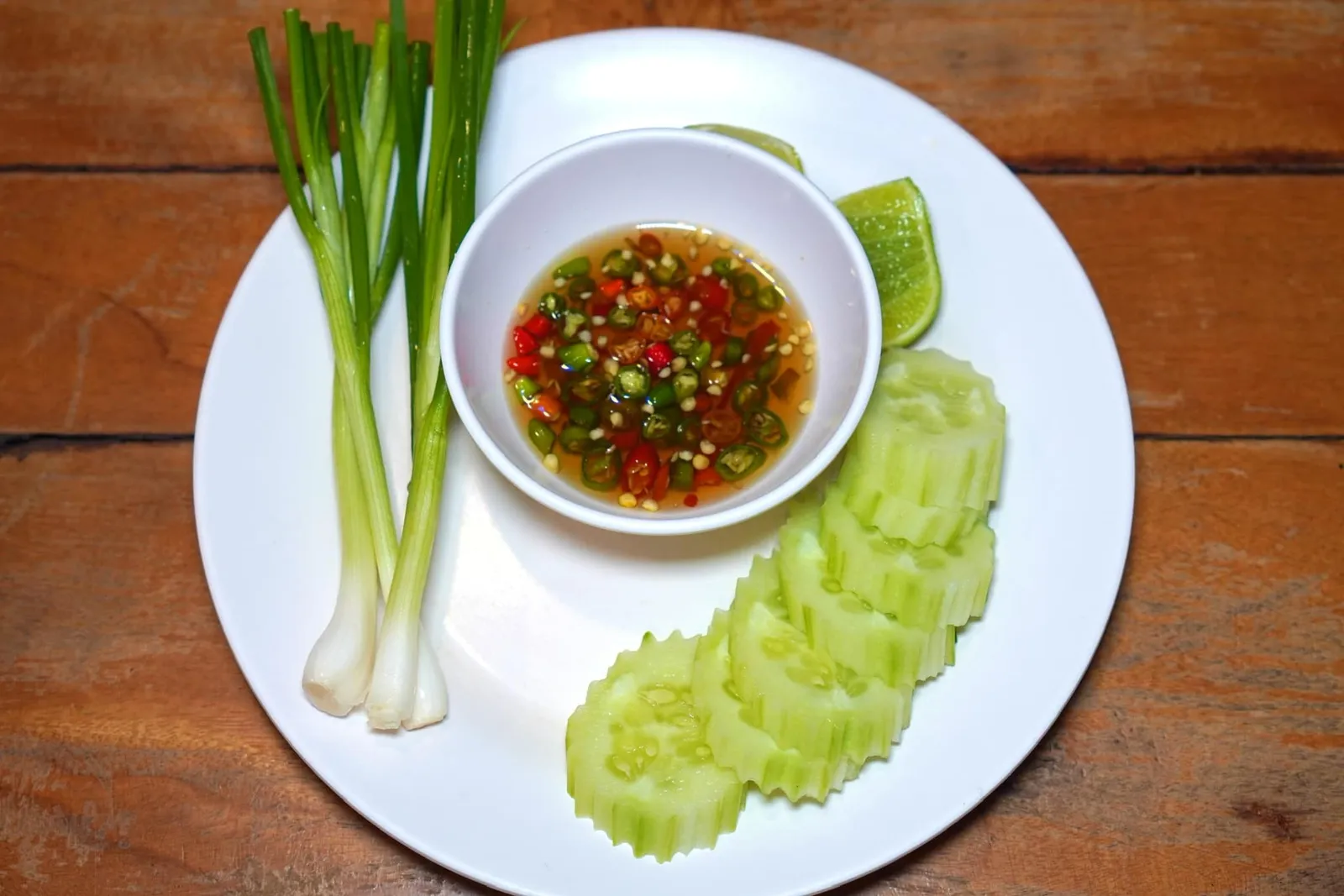 ข้าวผัดปูจานใหญ่ (220) Fried Rice with Crab ผักเคียง (12/20)