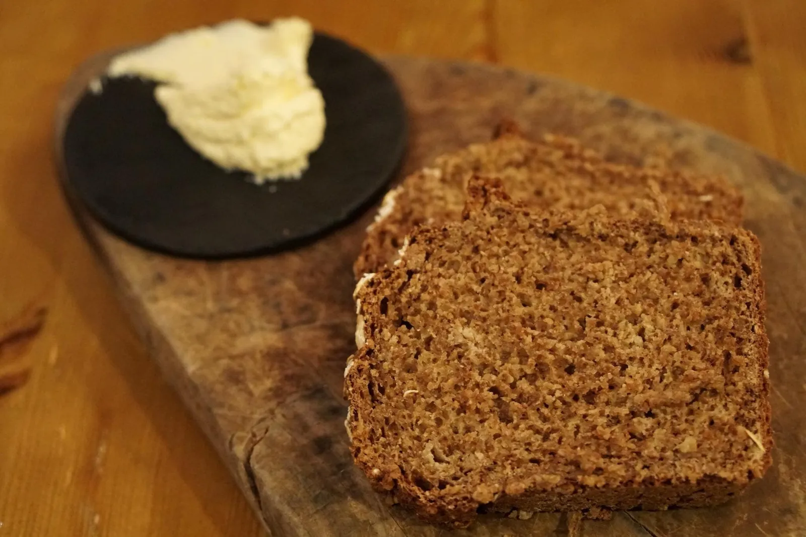 Sour Dough ขนมปังซาวโดมาตรฐานทานกับ Salted Butter (9/20)