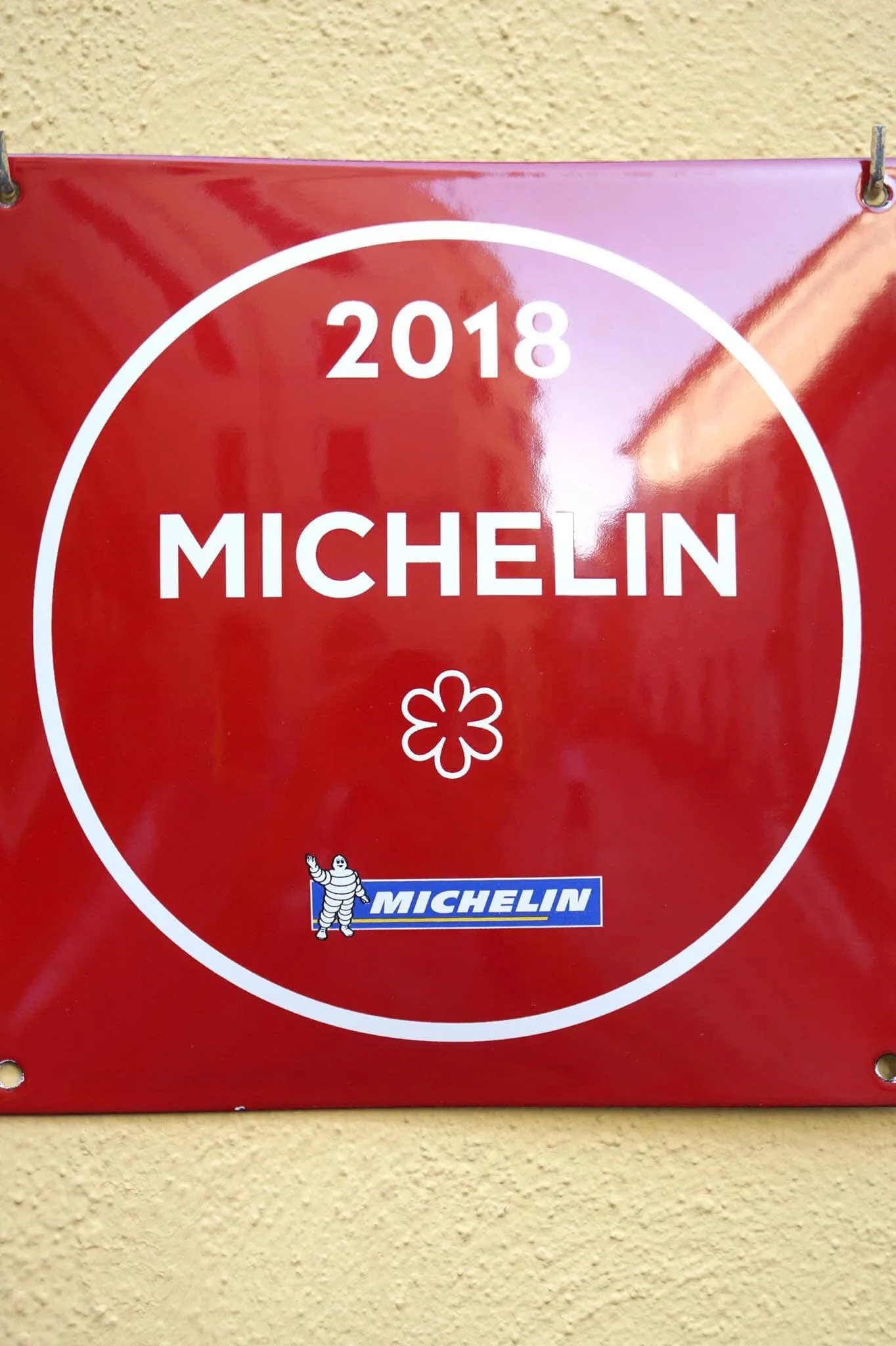 ⭐️ 1 Michelin Star - 1 ดาวมิชลิน