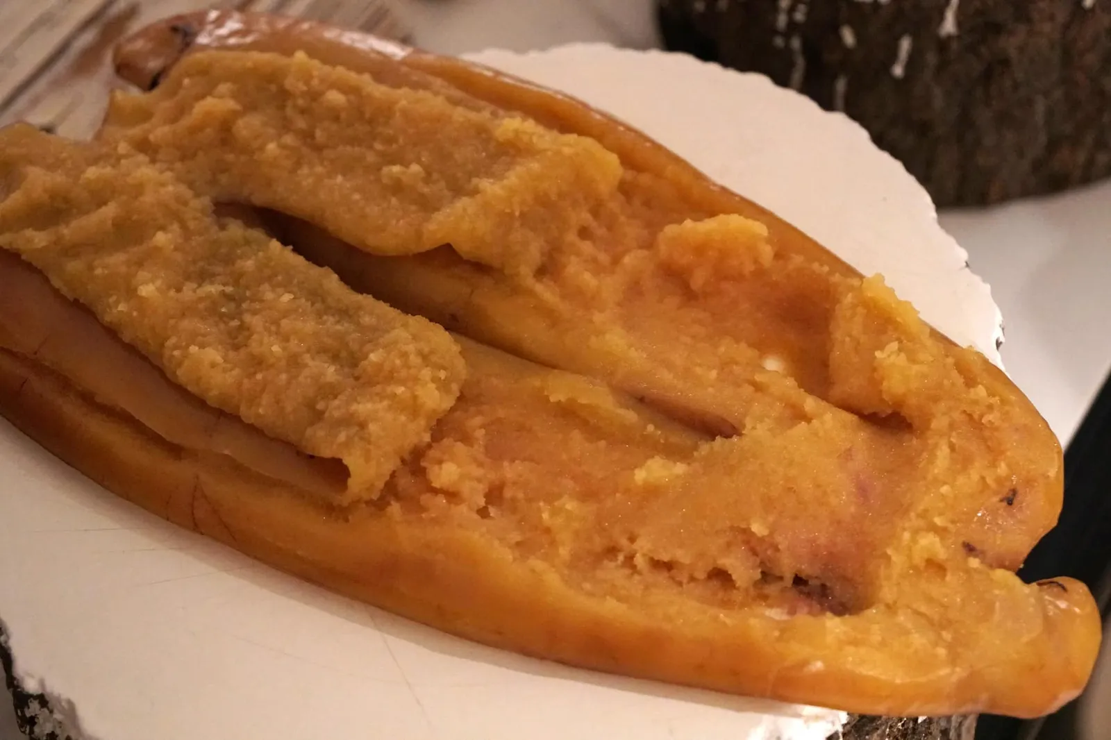 Hueva de Maruca ภาพของไข่ปลา Ling fish roe (คำอธิบายจะอยู่ในรูปถัดไป)