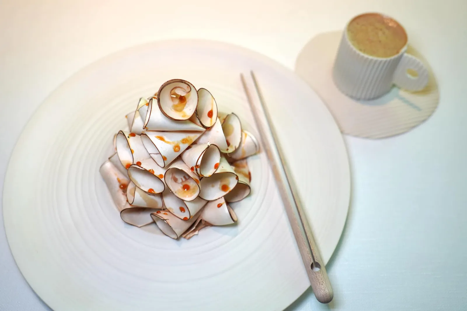 Mushroom salad from Savoie สุดยอด Signature Dish ที่ได้รับการยกย่องจากเหล่านักชิมว่าเป็นหนึ่งในเมนูจากเห็ดที่ดีที่สุดตลอดกาลนั่นก็คือ Mushroom salad from Savoie (20/20)