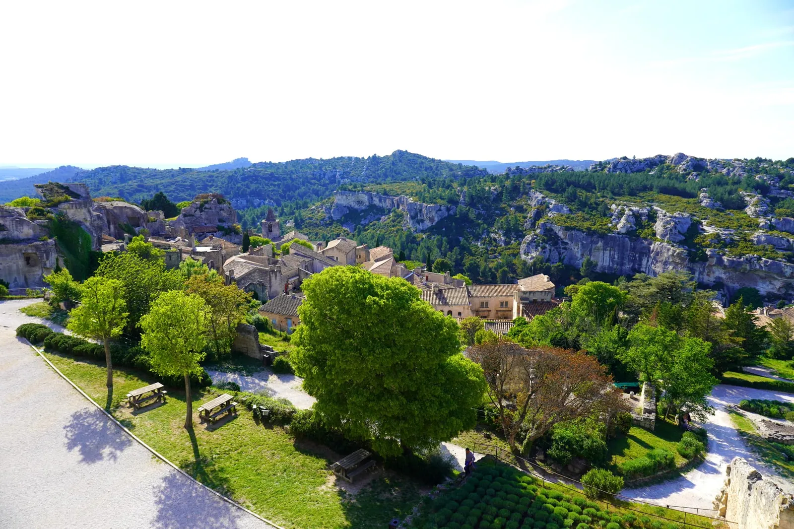 ทัศนียภาพมุมสูงจาก Château des Baux