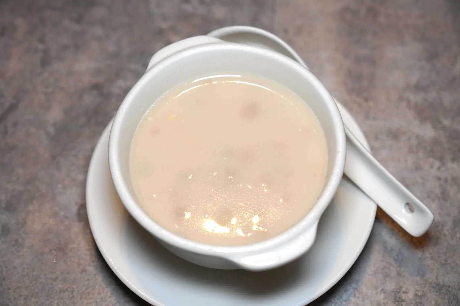 花生湯 (110 NTD+) Peanut Sweet Soup (per person) ซุปถั่วร้อน ๆ หวาน ๆ เคี้ยวง่ายจนแทบละลายในปาก (14/20)