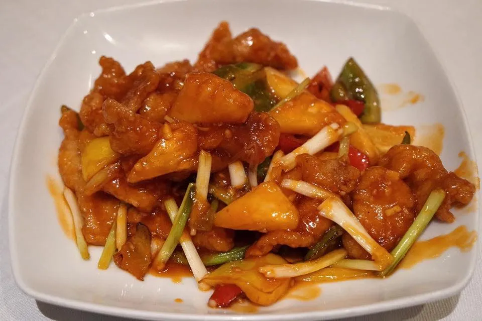 หมูผัดเปรี้ยวหวาน (315++) Sweet and sour pork