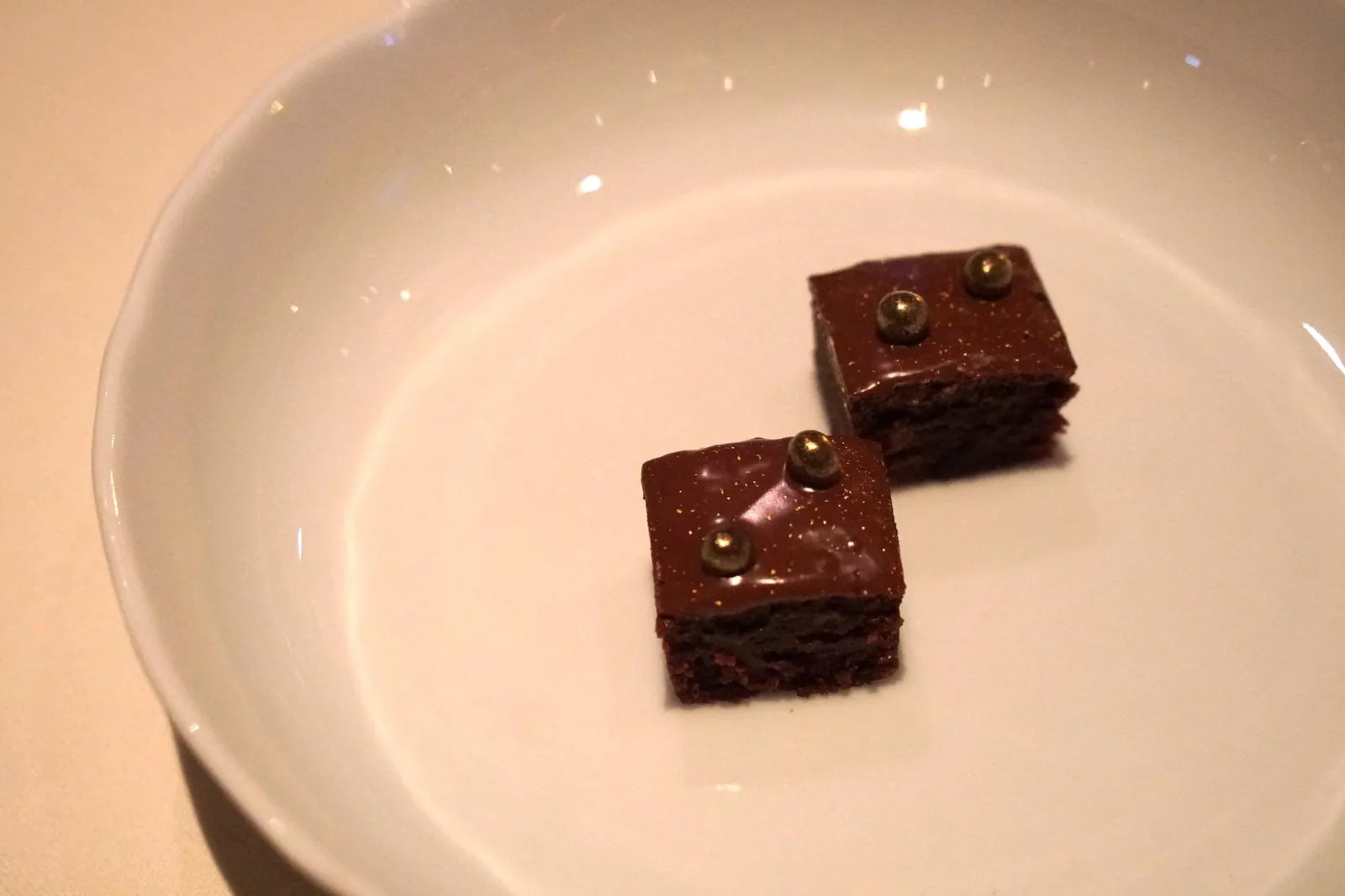 Home Made Petit Fours ช็อกโกแลตรสหวานปนขมทานปิดท้ายมื้ออาหาร (11/20)
