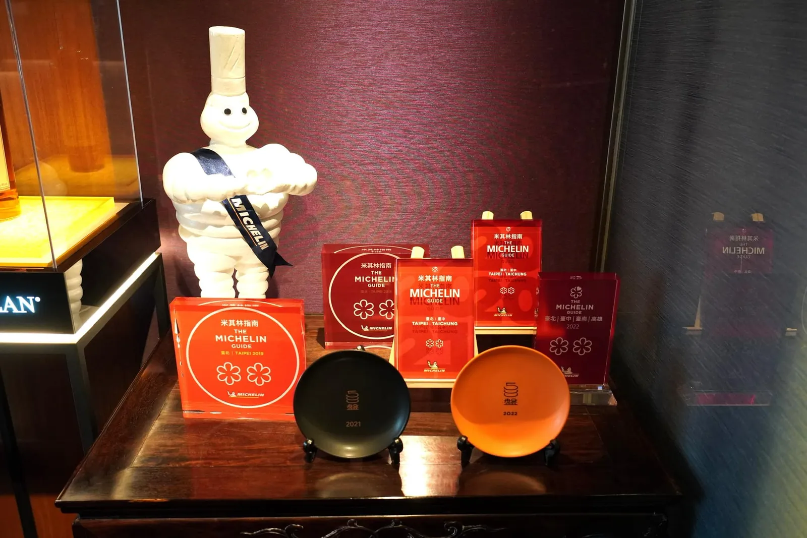The Guest House สามารถคว้ารางวัล 🌟🌟 2 MICHELIN Star มาครองได้ในปี 2018 และรักษาเอาไว้ได้ต่อเนื่องมาทุกปีมาจนถึงปัจจุบัน