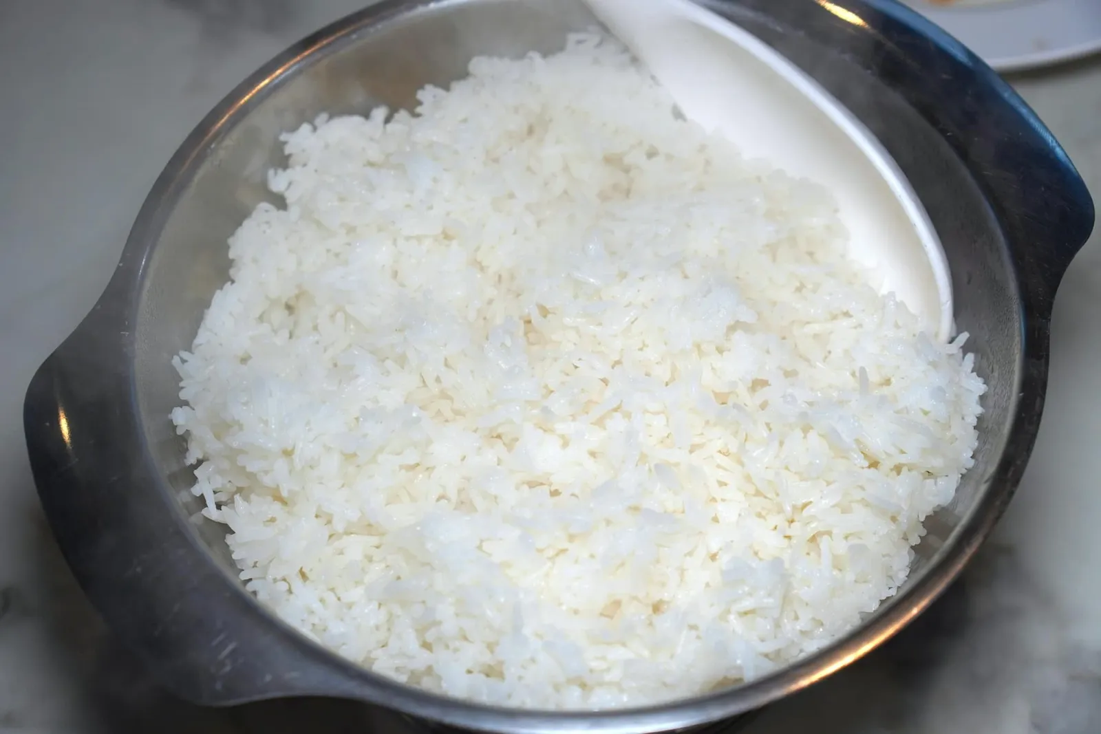 ข้าวสวย (โถ)