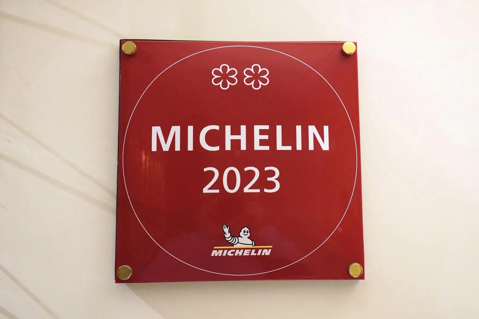 🌟🌟 2 MICHELIN Stars - 2 ดาวมิชลิน