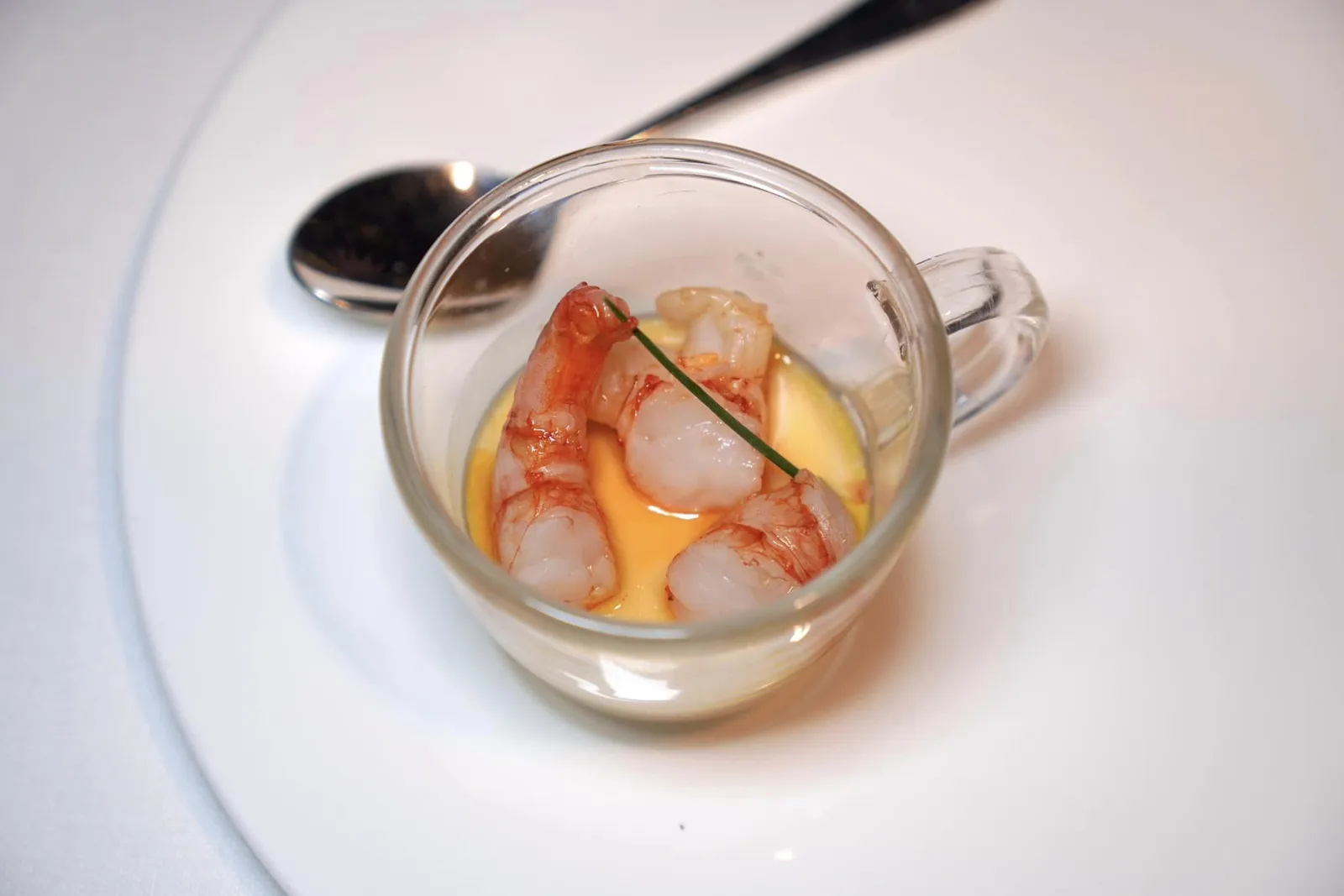 Recipe 14 Prawn Royal Royale ที่มีความหอม หวาน ละมุนของมันกุ้ง ด้านบนคือเนื้อกุ้งหวานเด้ง อร่อยได้โดยไม่ต้องตีความ (17/20)