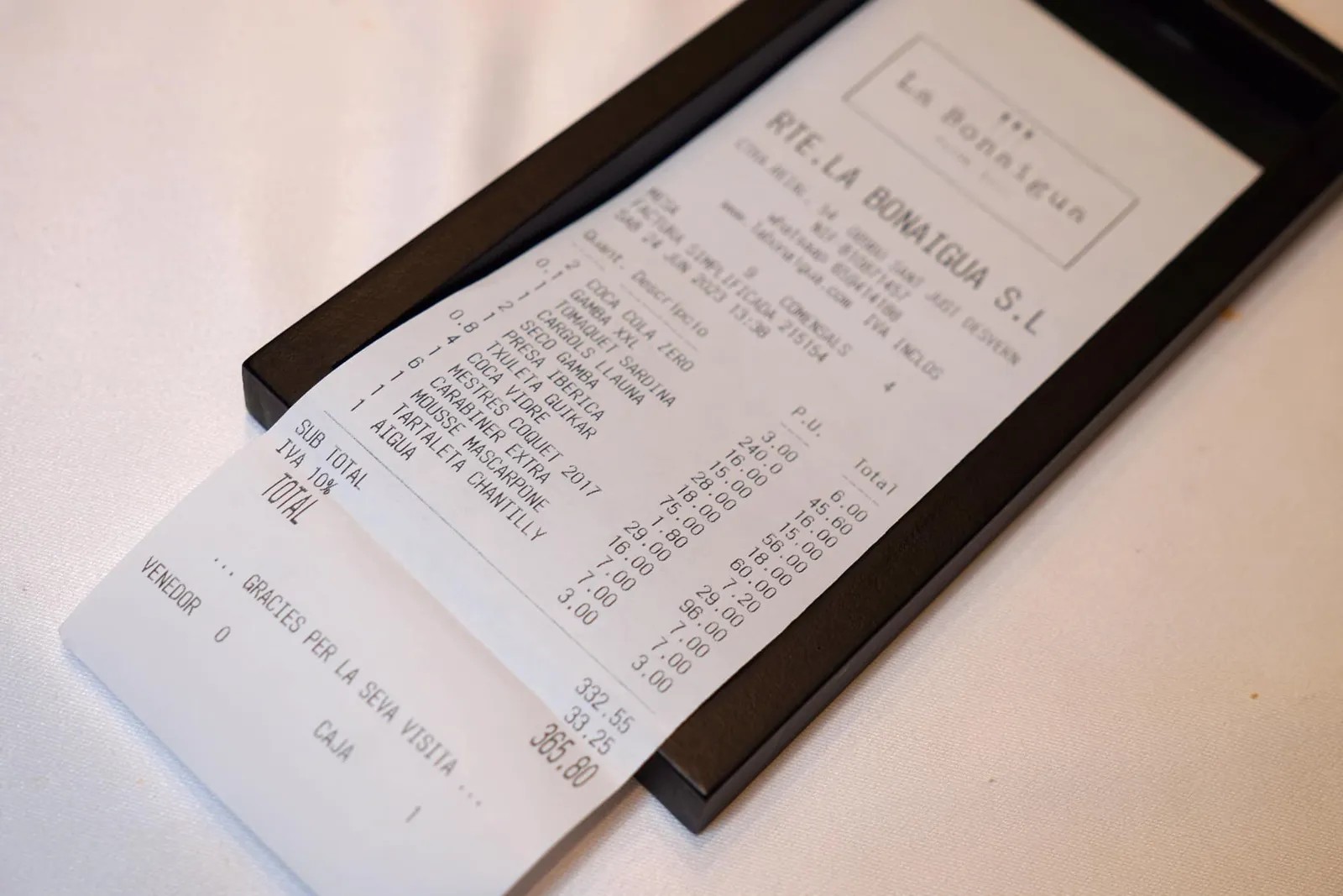 💰 365.80 €/4 คน