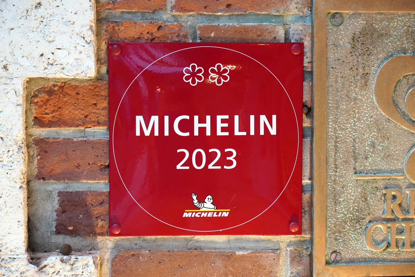 🌟🌟 2 MICHELIN Stars - 2 ดาวมิชลิน