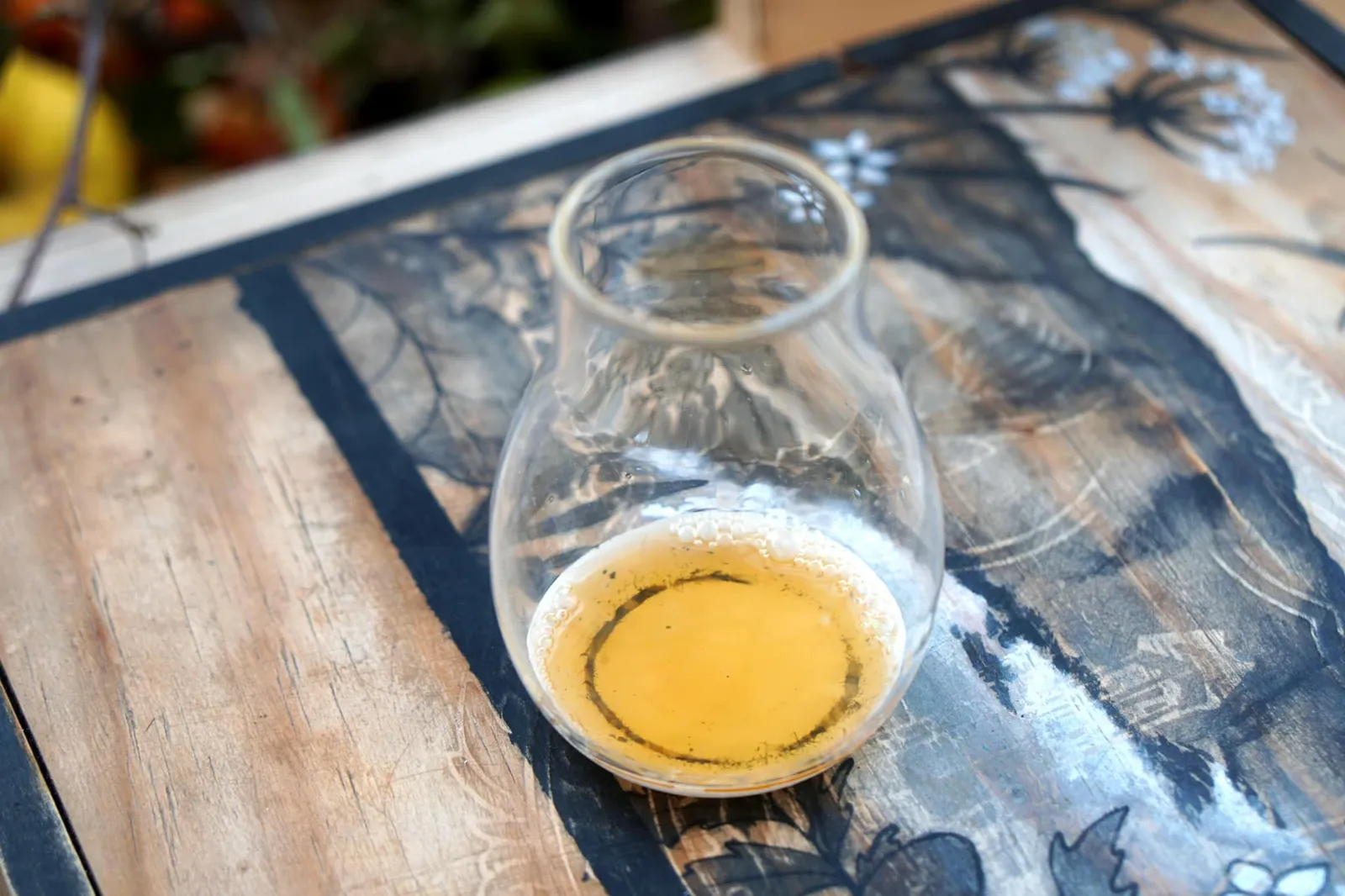 Fermented apple ถัดมาคือน้ำแอปเปิ้ลที่หมักในถังไม้เป็นเวลา 7 วัน จากนั้นใส่สมุนไพรบางอย่างลงไปด้วยทำให้มีกลิ่นที่มีเอกลักษณ์เฉพาะตัว ตัวน้ำซุปมีรสเปรี้ยวกลมกล่อม มีความซ่าเบาๆคล้ายแอปเปิ้ลไซเดอร์เเต่กลมกล่อมมากกว่า (19/20)