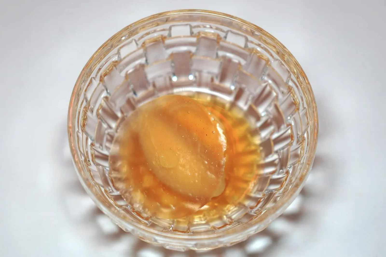 Peach - Black Tea - Verbena ในแก้วประกอบไปด้วยลูกพีชหมักจับคู่มากับซอร์เบท์ชาดำและอโรมาหอม ๆ ของเวอร์บีน่า (16/20)