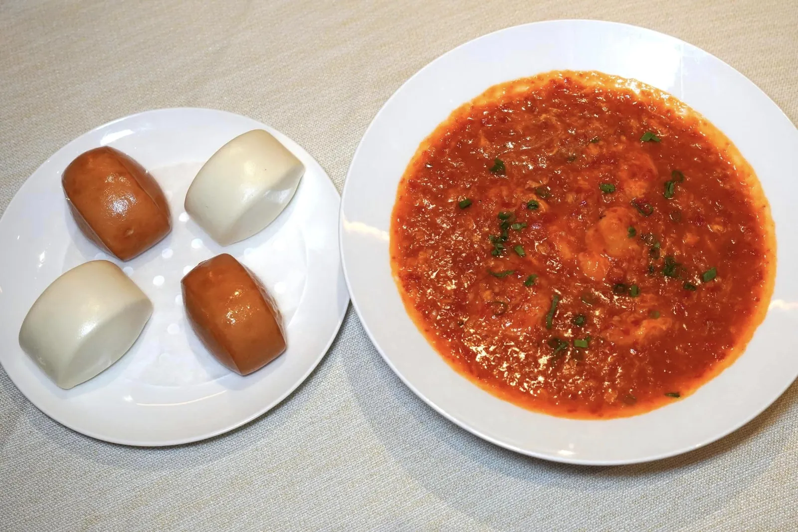 星洲辣椒明虾球 (238 CNY++) Sautéed Prawn with Singapore Style Chilli Sauce คั่นกลางด้วยเมนูอาหารจีนสไตล์สิงคโปร์ซึ่งเป็นต้นกำเนิดของแบรนด์ Imperial Treasure (15/20)