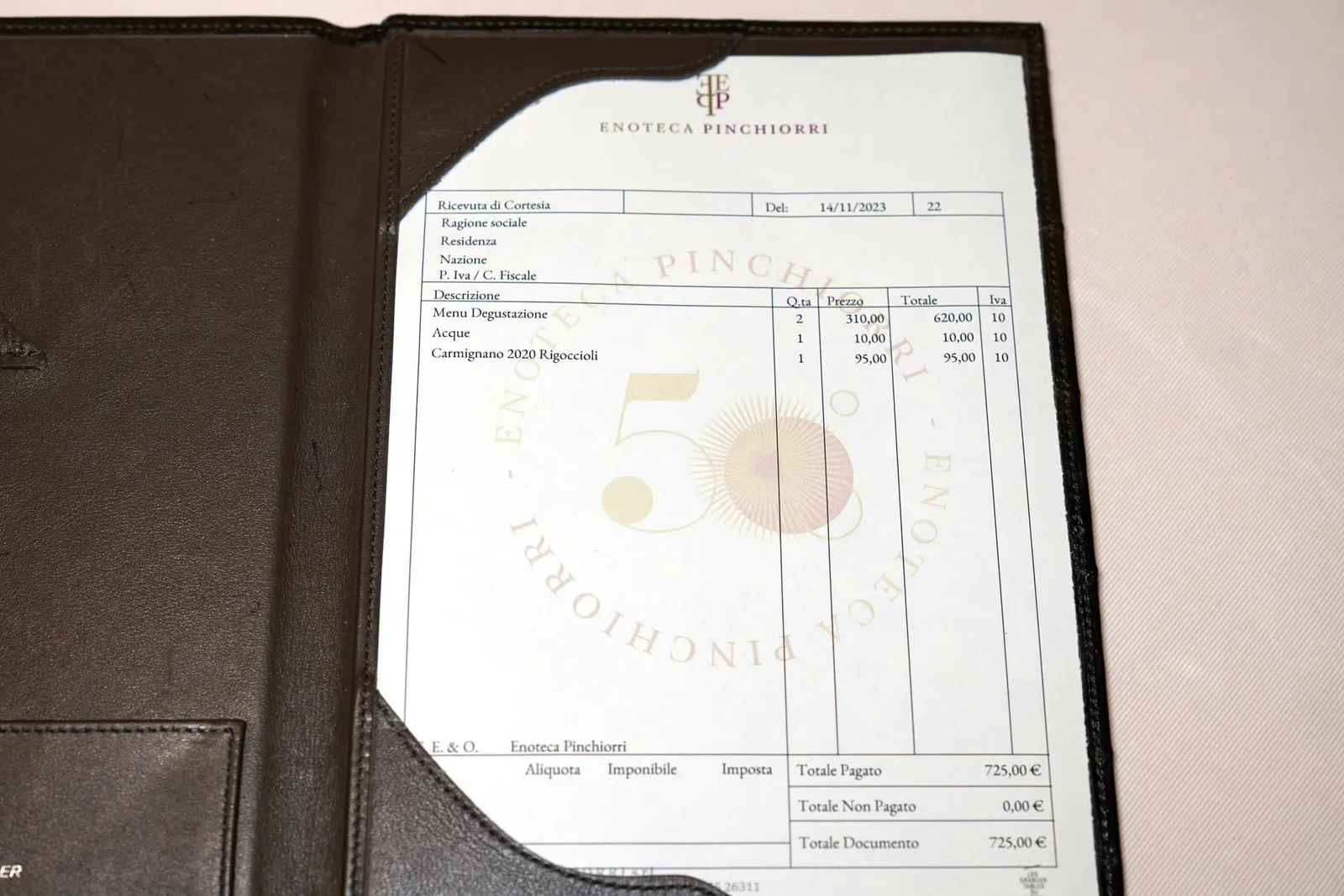 💰 ราคา 725 €