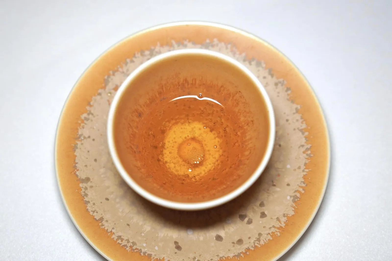Buckwheat, potato, Guéméné andouille, buttermilk.ที่โต๊ะอาหารพนักงานจะเสิร์ฟ Kystin ซึ่งเป็น Cider ท้องถิ่นของนคร Rennes ช่วยเรียกความสดชื่นได้ดีมาก ๆ (15/20)