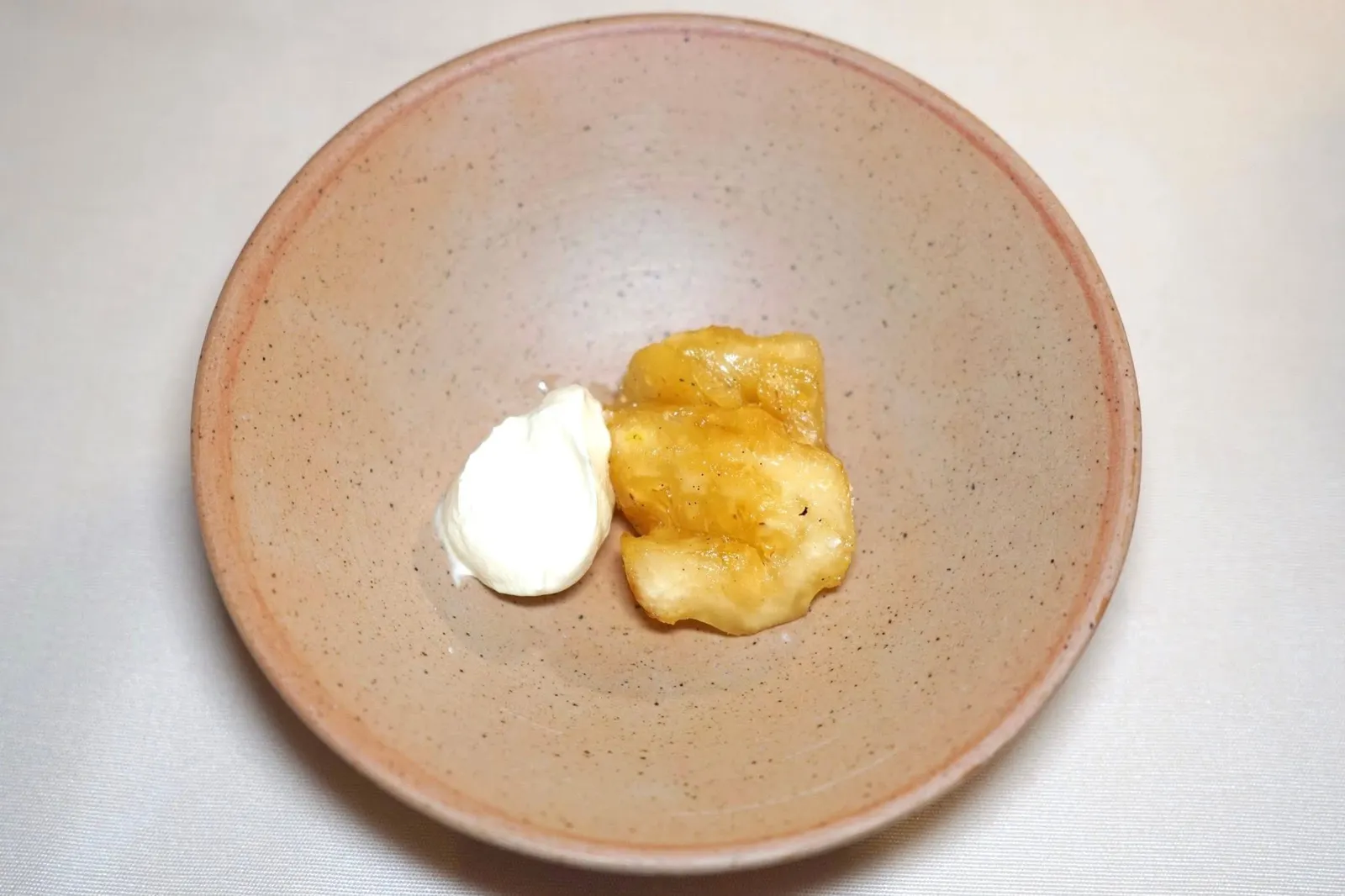 Sugar Baked Fruitsเชฟเสิร์ฟมากับครีม Chantilly หอมมัน (14/20)