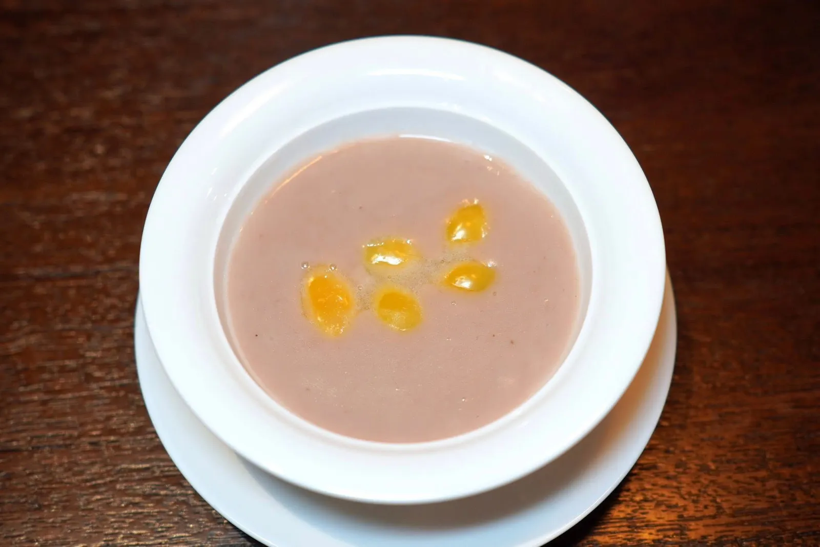 白果芋泥 (28 CNY+)Ginkgo and Taro Pasteของหวานจานเด็ดประจำร้านคือโอวนีหรือเผือกกวนเนื้อเนียน ละมุน ครีมมี่ หอม หวานเสริมด้วยชิ้นแปะก๊วยนุ่มละมุนไร้ที่ติ (16/20)
