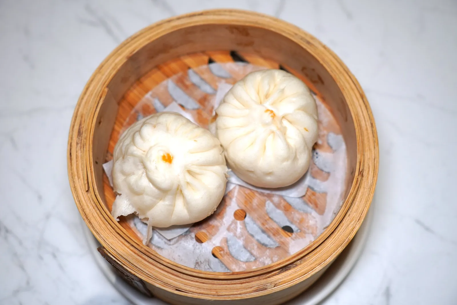 ซาลาเปาหมูแดงนึ่งSteamed BBQ Pork Bunsซาลาเปาหมูแดงนึ่ง เนื้อหมูไม่กระด้าง ไส้ตรงกลางหวานกลมกล่อม