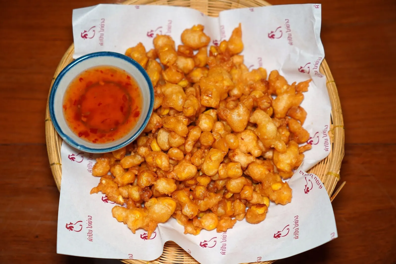 ข้าวโพดทอดกรอบ (80)Fried Cornถัดมาคือข้าวโพดหวาน ๆ คลุกแป้งบาง ๆ ทอดมากรอบ ๆ เข้ากันกับน้ำจิ้มเปรี้ยวหวานได้อย่างลงตัว (13/20)