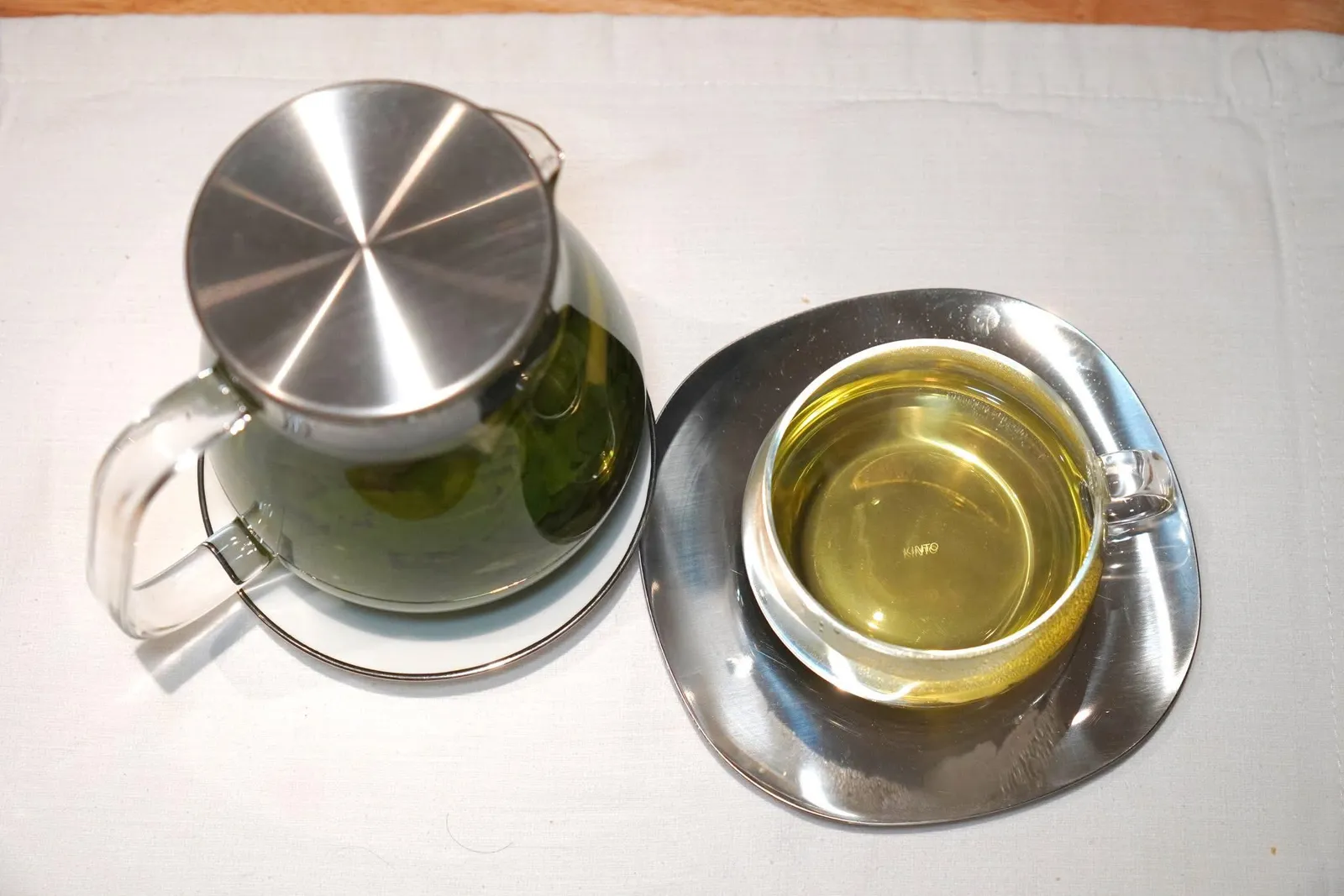 จับคู่ขนมหวานด้วย Infusion ที่ผสมผสานตะไคร้ เลมอน และโรสแมรีไว้ด้วยกัน
