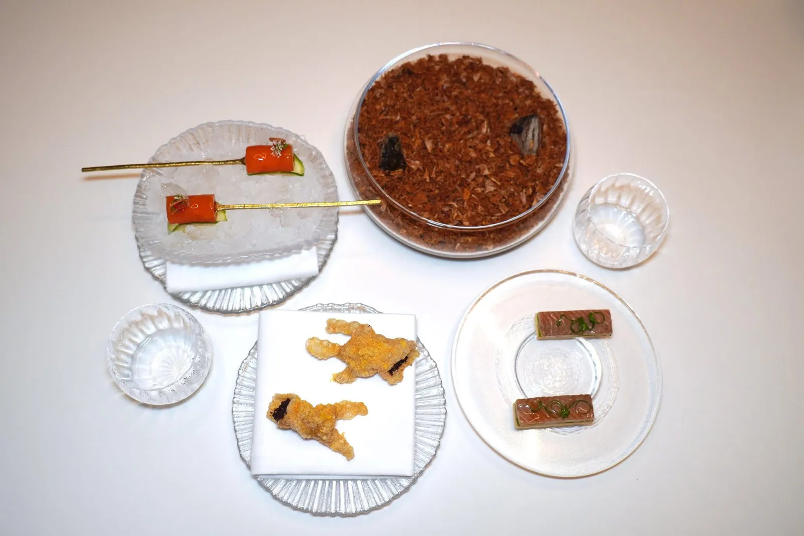small delicaciesชุดของว่างเสิร์ฟมาพร้อมกันทั้งหมด (16/20)