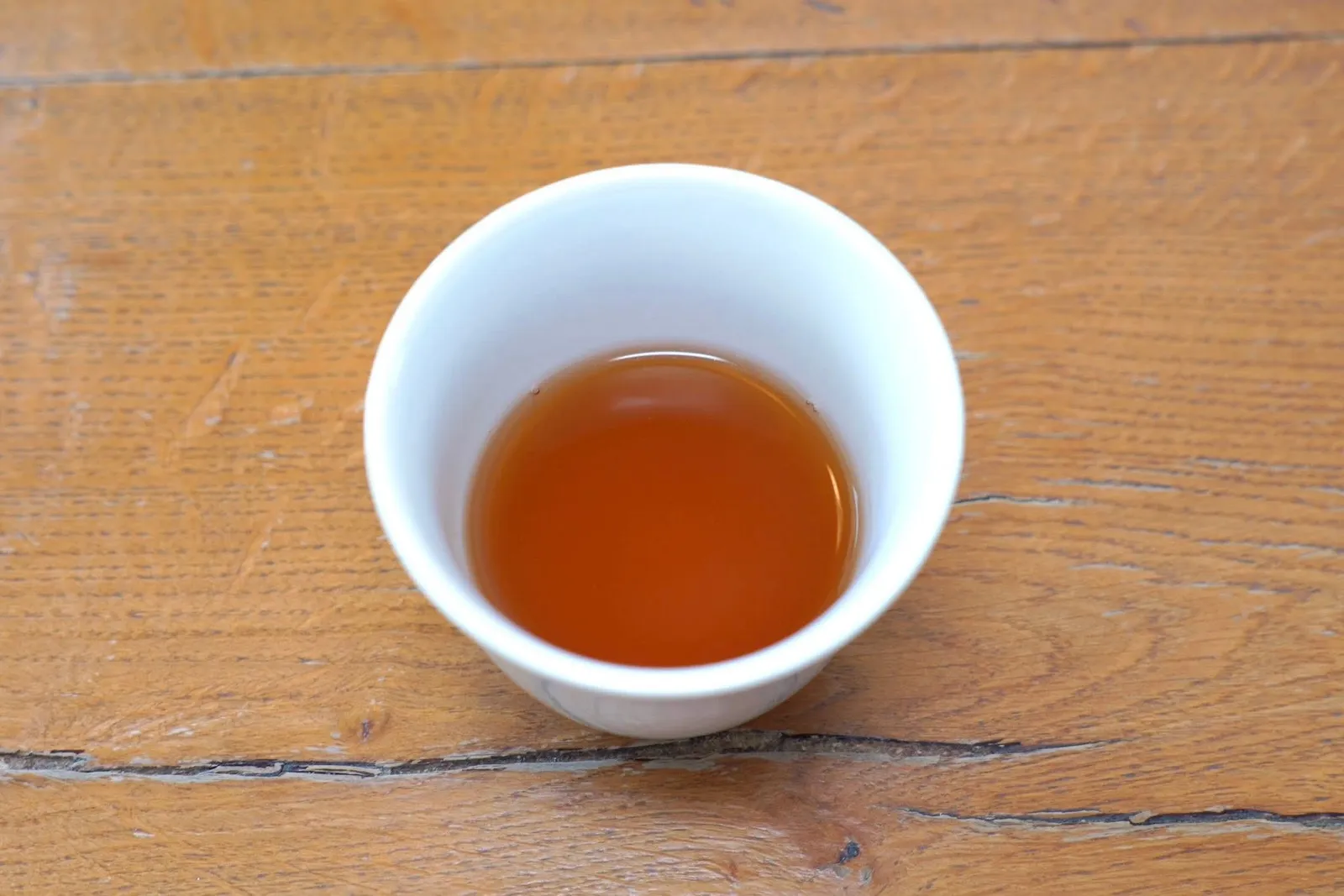 CHEF’S WELCOMEเริ่มต้นด้วย Beef Broth อุ่น ๆ เสิร์ฟให้ลูกค้าทุกคนก่อนเข้าสู่มื้อกลางวัน (14/20)