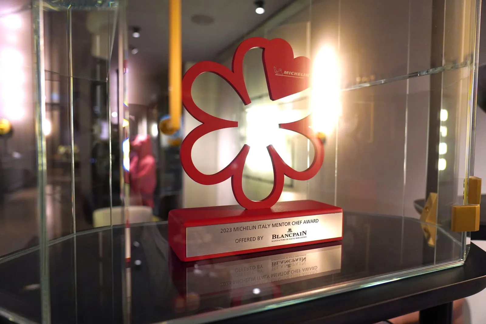 รางวัล 2023 MICHELIN Italy Mentor Chef Award