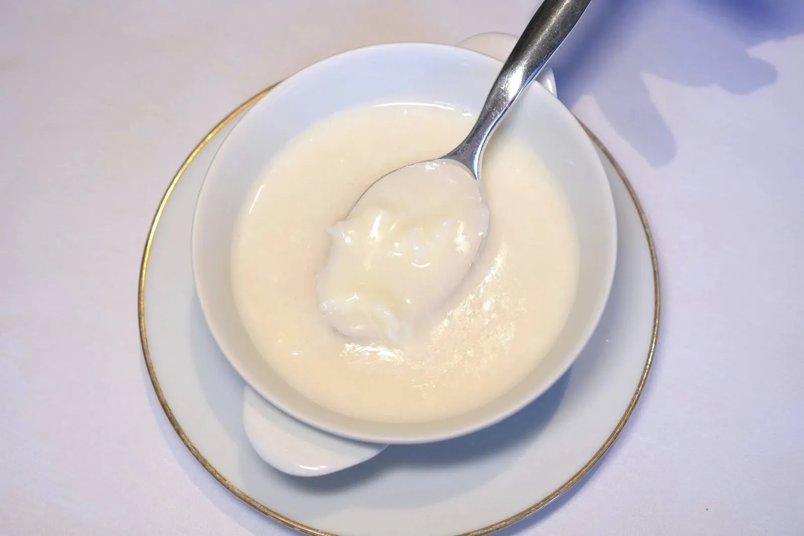 Hot and Sweet Almond Cream with Egg White (88 CNY)ปิดท้ายด้วยครีมถั่วอัลมอนด์เสิร์ฟร้อน ๆ อโรม่าของถั่วอัลมอนด์ไม่เด่นชัดจนเกินไปภาษากันกับกลิ่นของไข่ขาวที่เข้ากันอย่างลงตัว (15/20)
