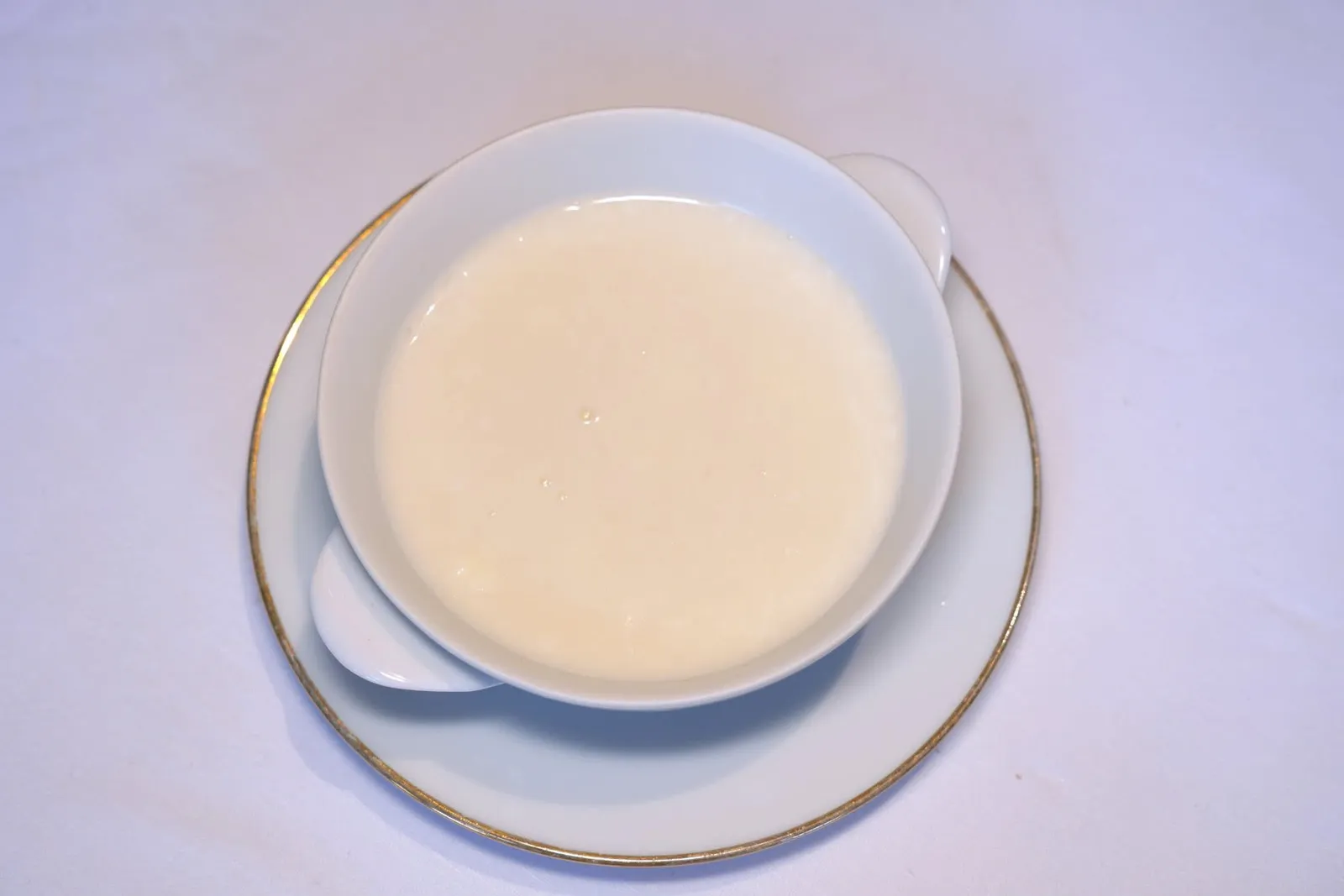 Hot and Sweet Almond Cream with Egg White (88 CNY)ปิดท้ายด้วยครีมถั่วอัลมอนด์เสิร์ฟร้อน ๆ อโรม่าของถั่วอัลมอนด์ไม่เด่นชัดจนเกินไปภาษากันกับกลิ่นของไข่ขาวที่เข้ากันอย่างลงตัว (15/20)