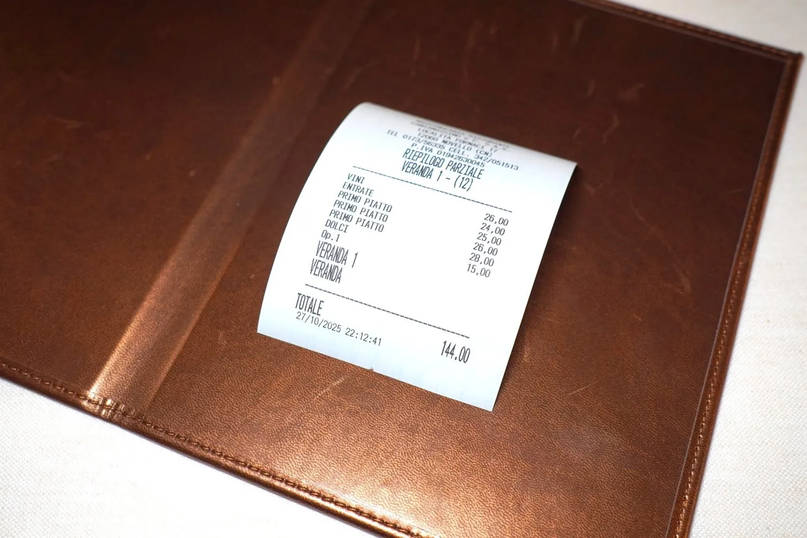 💰 ราคา 144 €