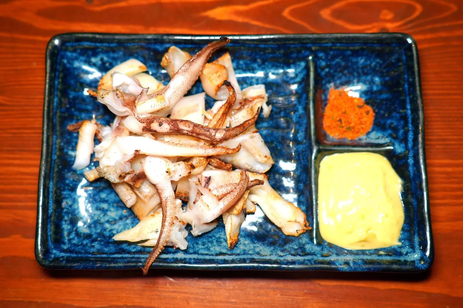 Ikageso Ichiyaboshi (160++)Grilled Semi-dried Squid arms with wasabi mayoหนวดหมึกย่างเคี้ยวหนึบแต่ไม่เหนียวเสิร์ฟมากับซอสวาซาบิมาโยที่มีทั้งรสเปรี้ยวหวานและเผ็ด (13/20)